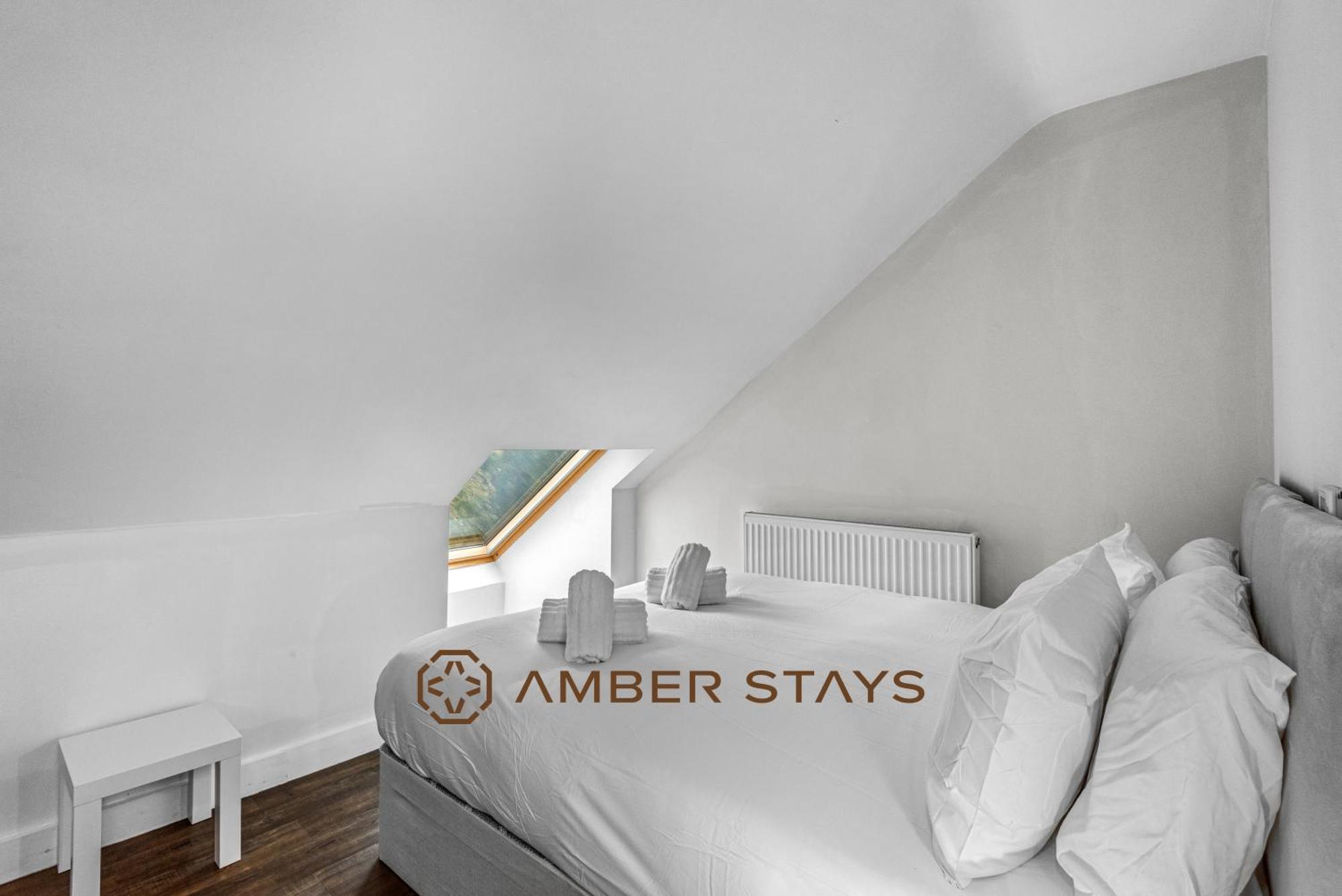 Spacious 5 Bed House In Reading By Amber Stays, Perfect For Business & Contractors, Sleeps 12! Esterno foto