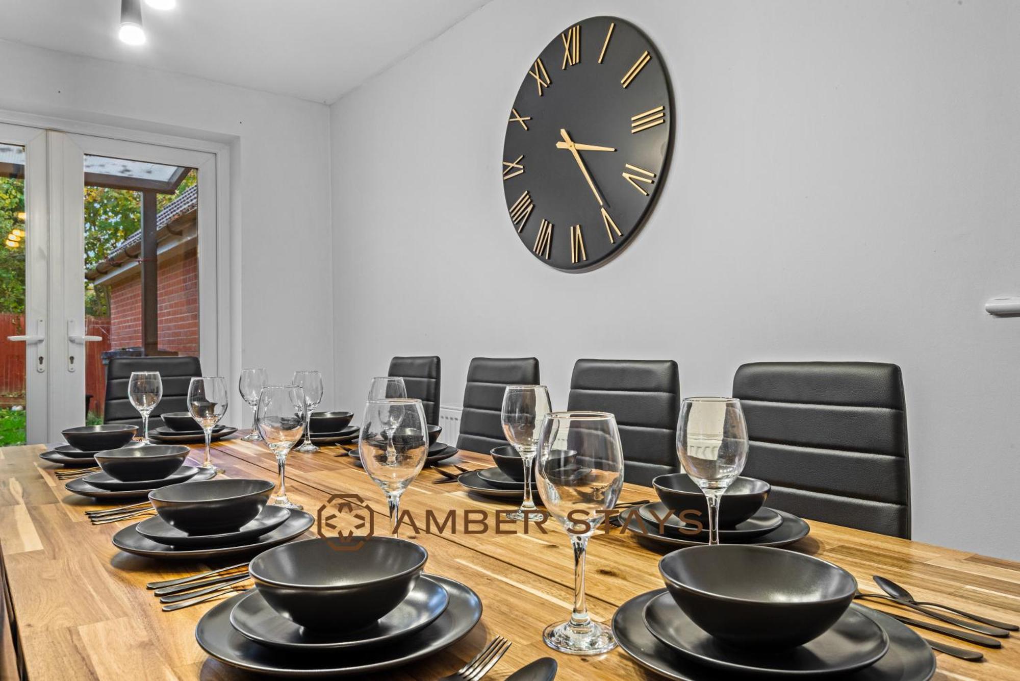 Spacious 5 Bed House In Reading By Amber Stays, Perfect For Business & Contractors, Sleeps 12! Esterno foto